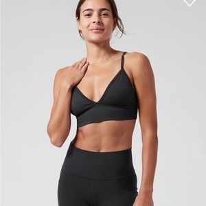 *SOLD* NWT Athleta triangle bra